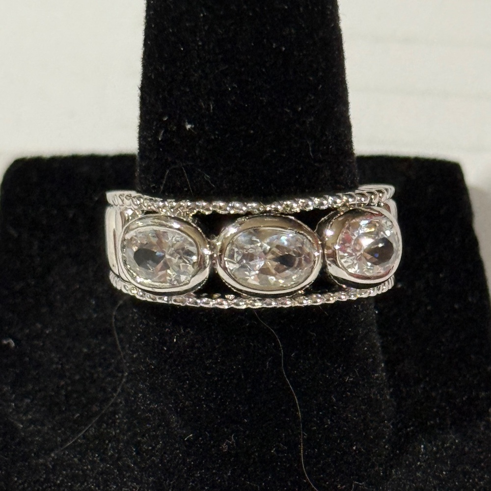 Swarovski Ring Size 6 Brand New